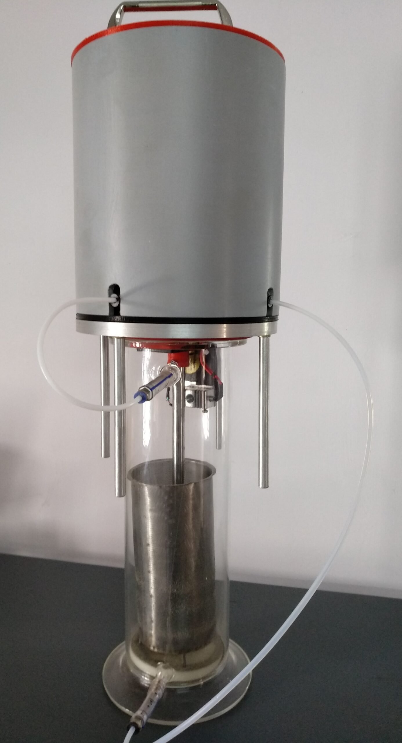 Plastic biodegradation tester